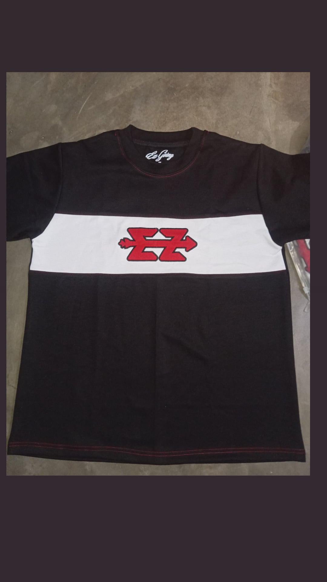 EZ Arrow - Heavy Weight T Shirt